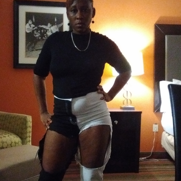 Meet your Posher, Angel - Picture 2 of 2